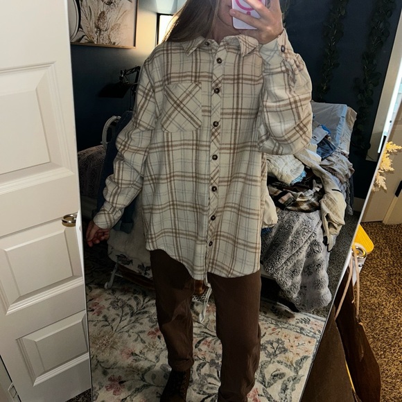 🍂White fox boutique fall flannel - Picture 2 of 7
